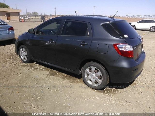 2T1KU40E29C086978 - 2009 TOYOTA COROLLA MATRIX  GRAY photo 3