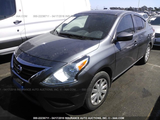 3N1CN7AP9HL816726 - 2017 NISSAN VERSA S/S PLUS/SV/SL GRAY photo 2