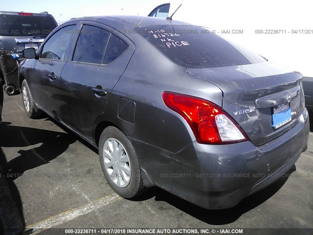 3N1CN7AP9HL816726 - 2017 NISSAN VERSA S/S PLUS/SV/SL GRAY photo 3