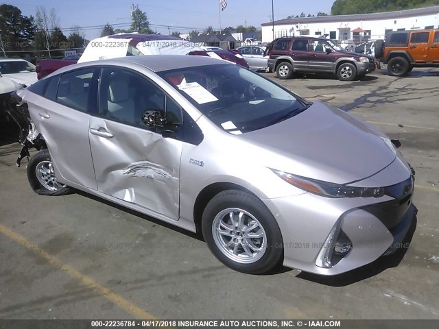 JTDKARFP9J3071163 - 2018 TOYOTA PRIUS PRIME  SILVER photo 1