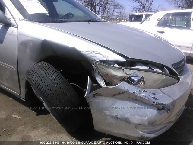 4T1BE32K44U923117 - 2004 TOYOTA CAMRY LE/XLE/SE SILVER photo 6