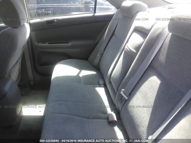 4T1BE32K44U923117 - 2004 TOYOTA CAMRY LE/XLE/SE SILVER photo 8