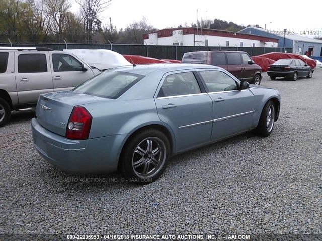 2C3KA53G68H273404 - 2008 CHRYSLER 300 TOURING Light Blue photo 4