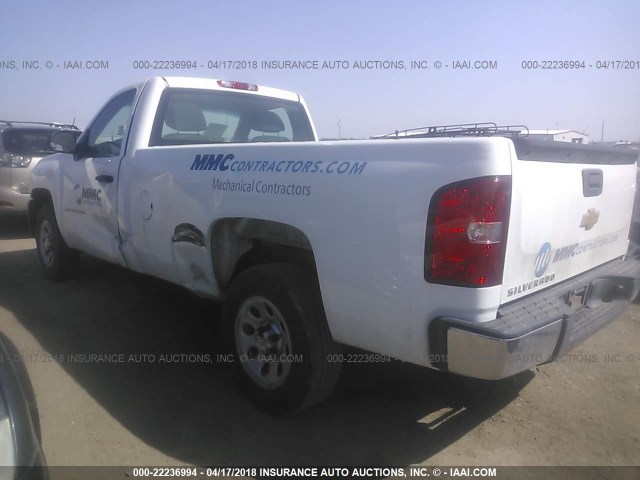 1GCNCPEX5DZ253716 - 2013 CHEVROLET SILVERADO C1500 WHITE photo 3