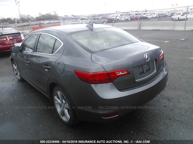 19VDE1F79DE016040 - 2013 ACURA ILX 20 TECH GRAY photo 3