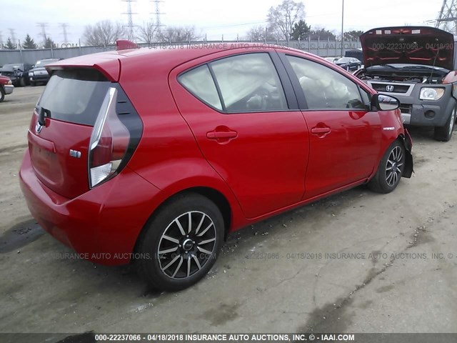 JTDKDTB34F1582693 - 2015 TOYOTA PRIUS C RED photo 4