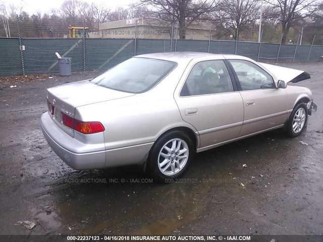 4T1BF28K01U960157 - 2001 TOYOTA CAMRY LE/XLE BROWN photo 4