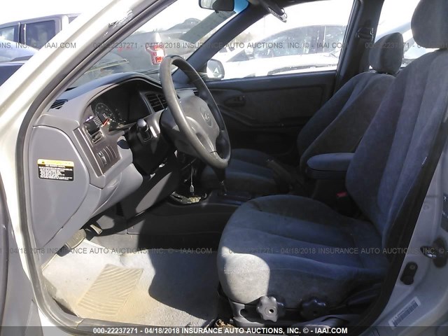 KMHDN45D92U313304 - 2002 HYUNDAI ELANTRA GLS/GT SILVER photo 5