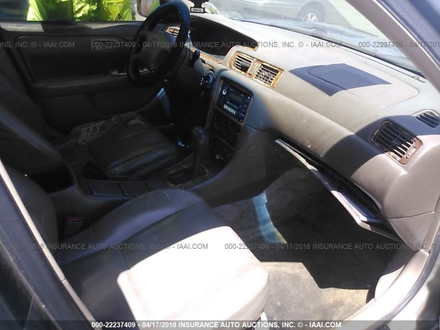JT2BF28K9X0202797 - 1999 TOYOTA CAMRY LE/XLE Champagne photo 5