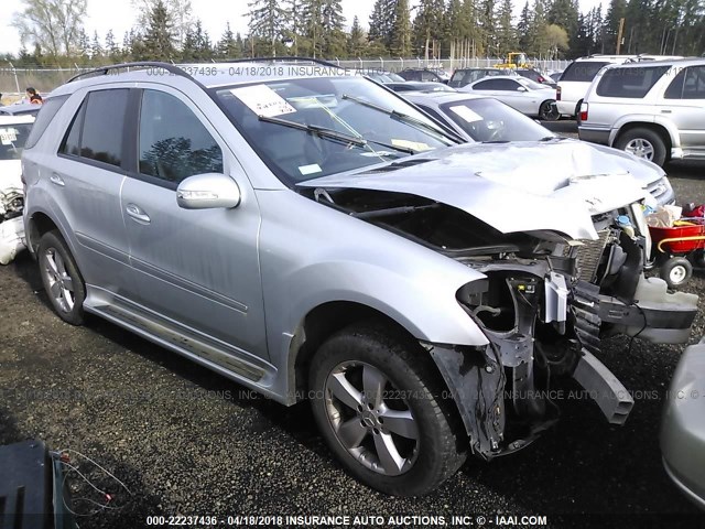 4JGBB75E56A063013 - 2006 MERCEDES-BENZ ML 500 SILVER photo 1