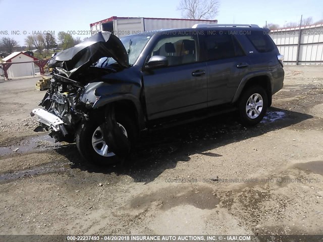 JTEBU5JR1G5309976 - 2016 TOYOTA 4RUNNER SR5 PREM/LTDL/TRAIL/TRD GRAY photo 2