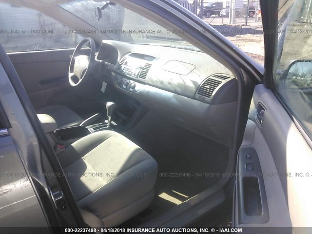 4T1BE32K45U987837 - 2005 TOYOTA CAMRY LE/XLE/SE Boz foto 5