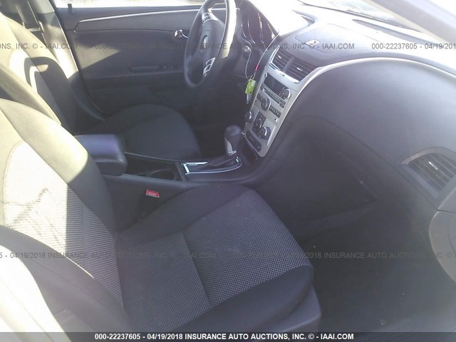 1G1ZC5E07CF391324 - 2012 CHEVROLET MALIBU 1LT 白色 照片 5