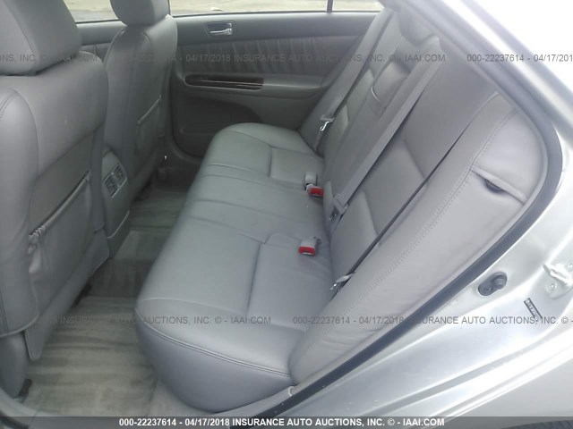 4T1BF30K56U113224 - 2006 TOYOTA CAMRY LE/XLE/SE ვერცხლისფერი ფოტო 8