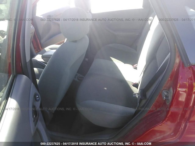 1FAFP34P43W123712 - 2003 FORD FOCUS SE/SE COMFORT/SE SPORT RED photo 8