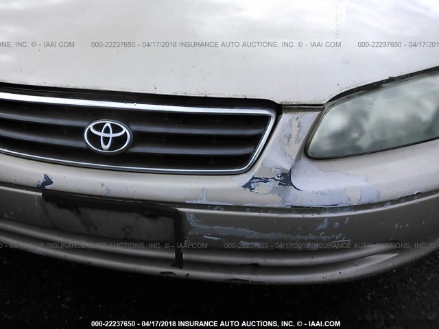4T1BG22K21U821430 - 2001 TOYOTA CAMRY CE/LE/XLE 米色 照片 6