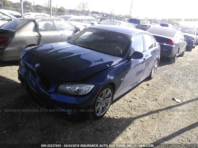 WBAPH5C51BA442856 - 2011 BMW 328 I SULEV BLUE photo 2