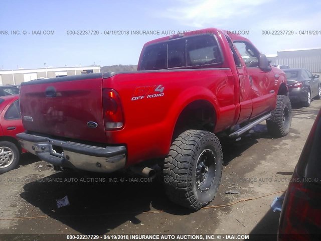 1FTSX21P46EA36202 - 2006 FORD F250 SUPER DUTY RED photo 4