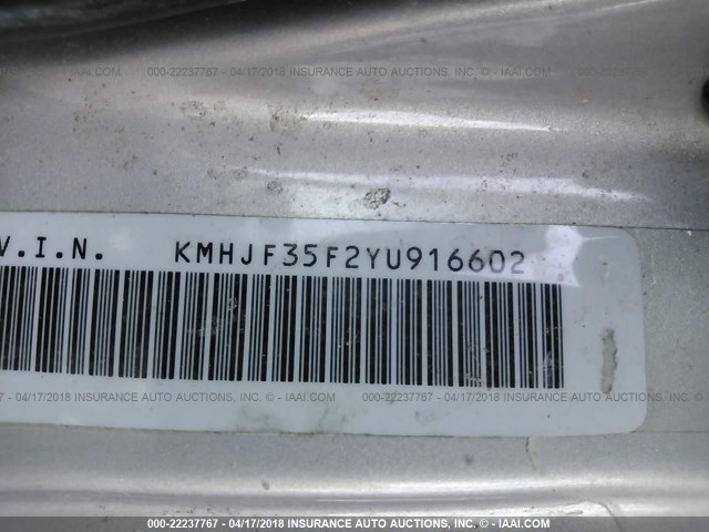 KMHJF35F2YU916602 - 2000 HYUNDAI ELANTRA GLS SILVER photo 9