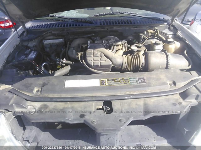 5LMFU27R14LJ21552 - 2004 LINCOLN NAVIGATOR თეთრი ფოტო 10