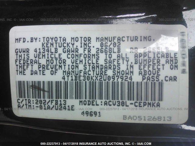 4T1BE30KX2U097924 - 2002 TOYOTA CAMRY LE/XLE/SE შავი ფოტო 9