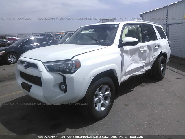 JTEBU5JR2J5483420 - 2018 TOYOTA 4RUNNER SR5 PREM/LTDL/TRAIL/TRD 白色 照片 2