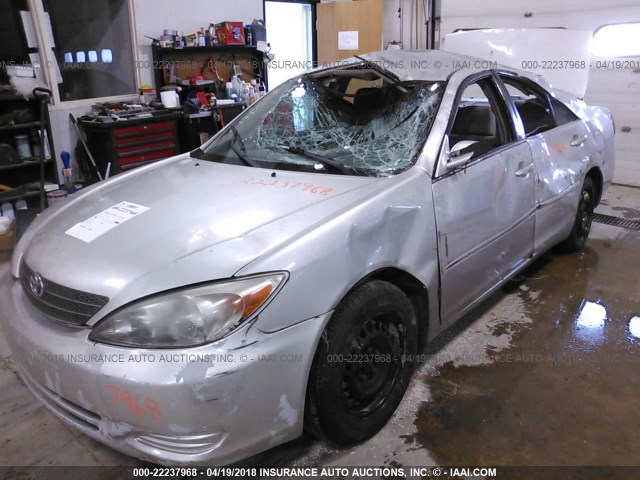 4T1BE32K74U370057 - 2004 TOYOTA CAMRY LE/XLE/SE 锡色 照片 2