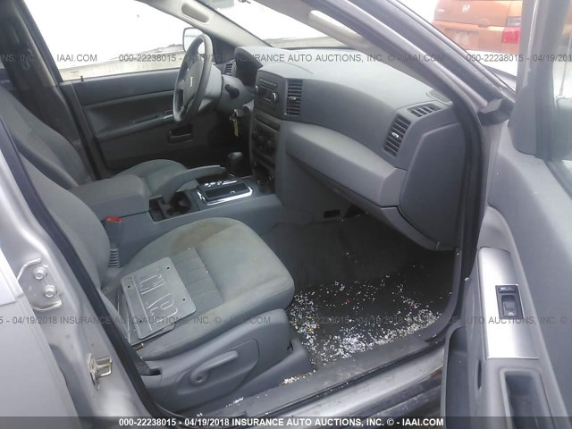 1J4GR48K16C142926 - 2006 JEEP GRAND CHEROKEE LAREDO/COLUMBIA/FREEDOM 银色 照片 5