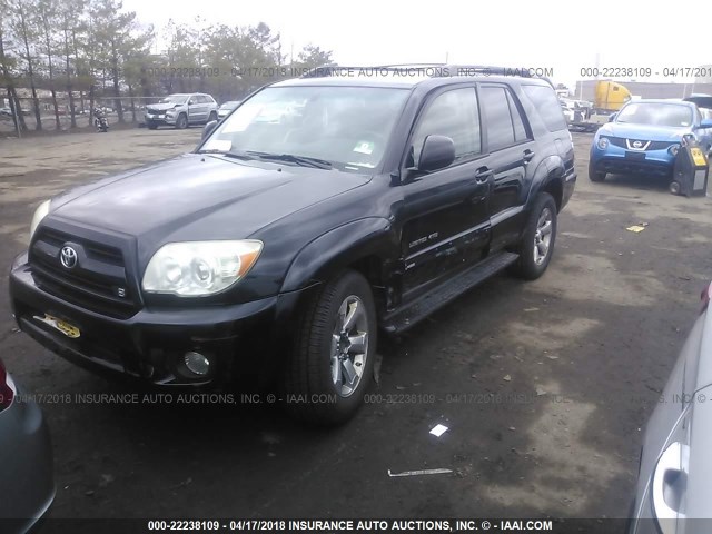 JTEBT17R668034217 - 2006 TOYOTA 4RUNNER LIMITED BLACK photo 2