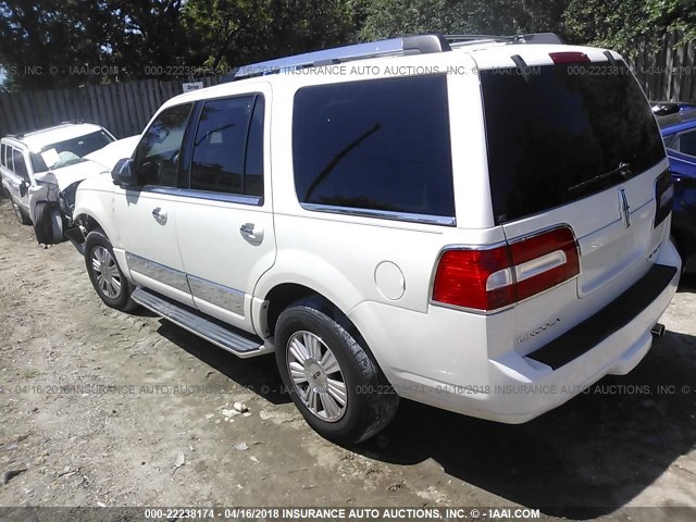 5LMFU27567LJ05719 - 2007 LINCOLN NAVIGATOR WHITE photo 3