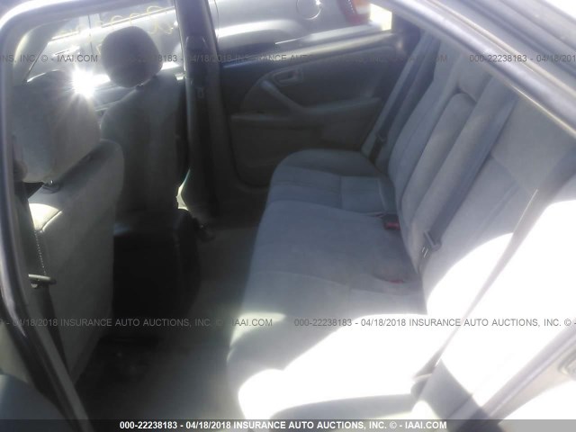 4T1BG22K1WU260371 - 1998 TOYOTA CAMRY CE/LE/XLE 灰色 照片 8