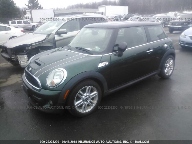 WMWSV3C52BTY23126 - 2011 MINI COOPER S GREEN photo 2