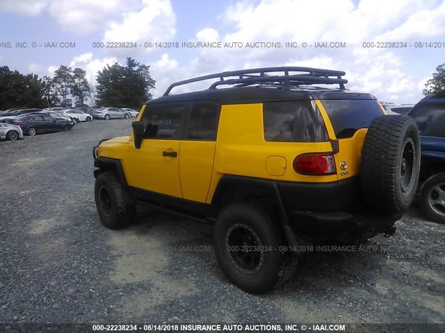 JTEBU11F08K030679 - 2008 TOYOTA FJ CRUISER YELLOW photo 3