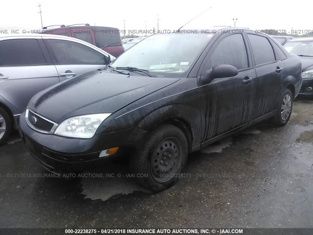 1FAFP34N87W242450 - 2007 FORD FOCUS ZX4/S/SE/SES 黑色 照片 2