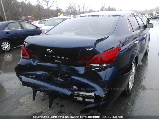 4T1BK36B08U259360 - 2008 TOYOTA AVALON XL/XLS/TOURING/LIMITED BLUE photo 4