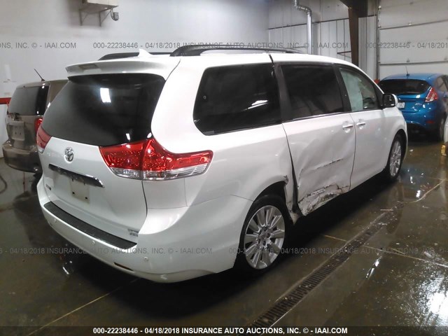 5TDDK3DC4BS029793 - 2011 TOYOTA SIENNA XLE/LIMITED WHITE photo 4