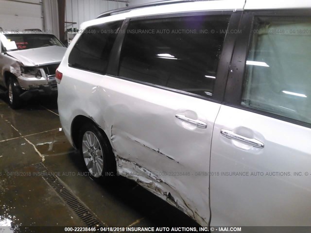 5TDDK3DC4BS029793 - 2011 TOYOTA SIENNA XLE/LIMITED WHITE photo 6