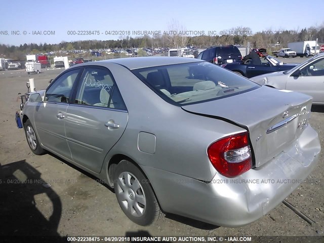 4T1BE32K34U796523 - 2004 TOYOTA CAMRY LE/XLE/SE SILVER photo 3