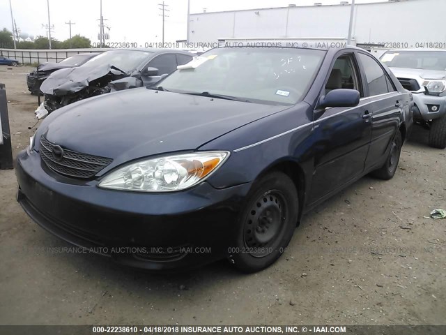 4T1BE32K63U642774 - 2003 TOYOTA CAMRY LE/XLE/SE BLUE photo 2