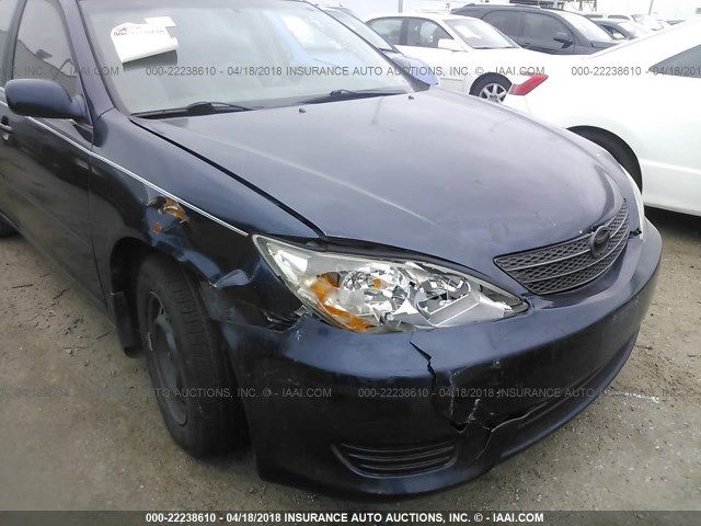 4T1BE32K63U642774 - 2003 TOYOTA CAMRY LE/XLE/SE ლურჯი ფოტო 6