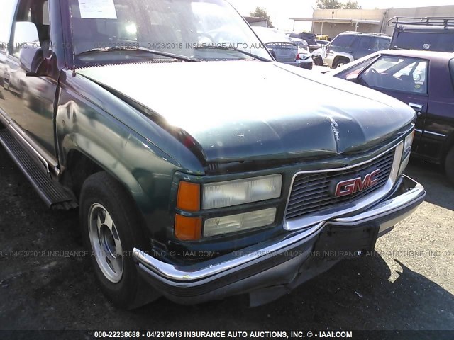 1GNEC16R9VJ377119 - 1997 CHEVROLET SUBURBAN C1500 GREEN photo 6