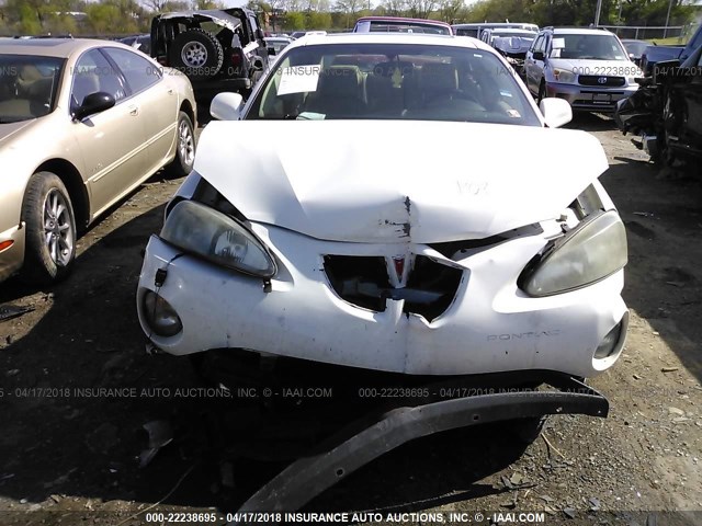2G2WP582281135302 - 2008 PONTIAC GRAND PRIX WHITE photo 6