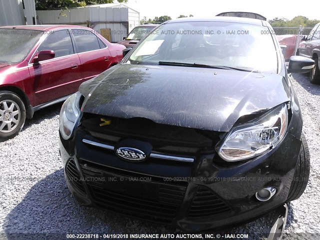 1FAHP3M2XCL157281 - 2012 FORD FOCUS SEL BLACK photo 6