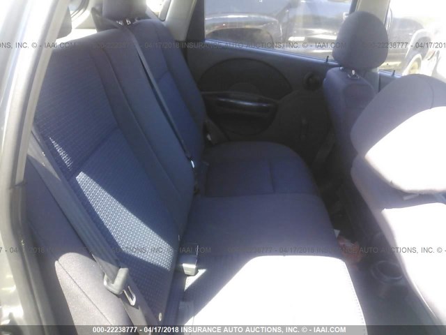 KL1TD66646B669912 - 2006 CHEVROLET AVEO LS GRAY photo 8