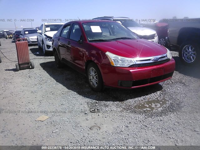 1FAHP3FN1AW122311 - 2010 FORD FOCUS SE RED photo 1