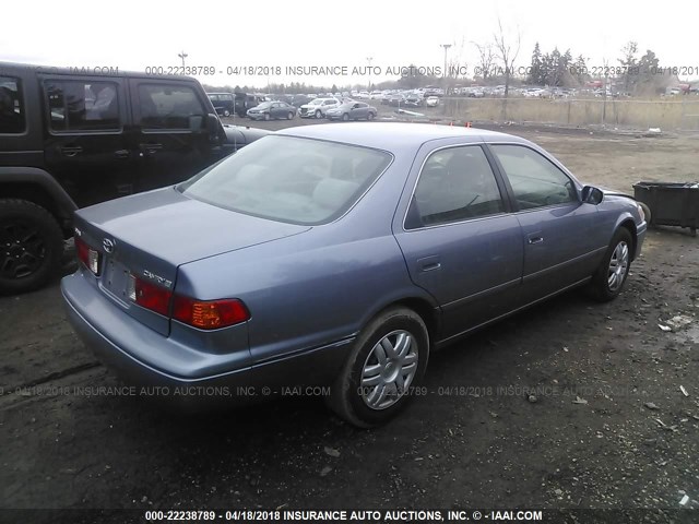 4T1BG22K7YU640012 - 2000 TOYOTA CAMRY CE/LE/XLE 蓝色 照片 4