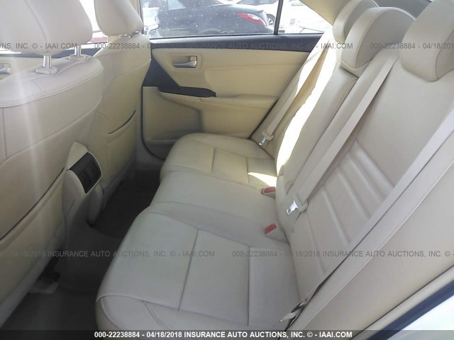 4T4BF1FK0FR460798 - 2015 TOYOTA CAMRY LE/XLE/SE/XSE WHITE photo 8