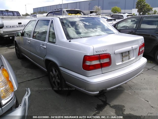 YV1LS61J6Y2640113 - 2000 VOLVO S70 SE SILVER photo 3