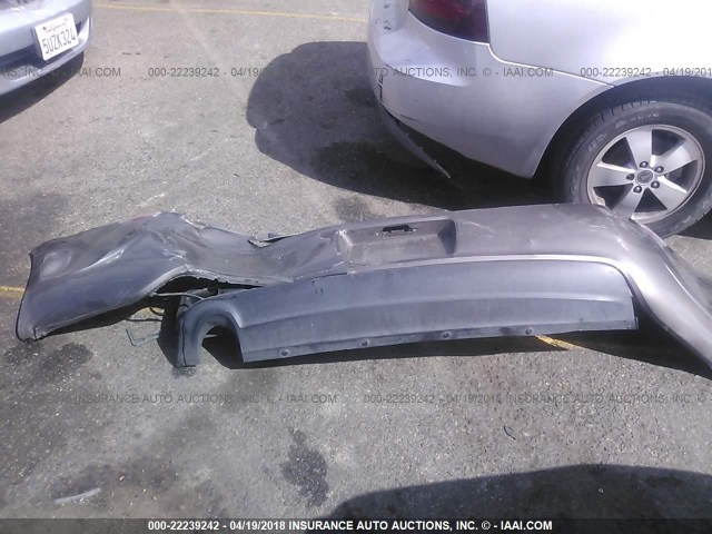 1G1ZB5E0XCF202619 - 2012 CHEVROLET MALIBU LS 灰色 照片 6