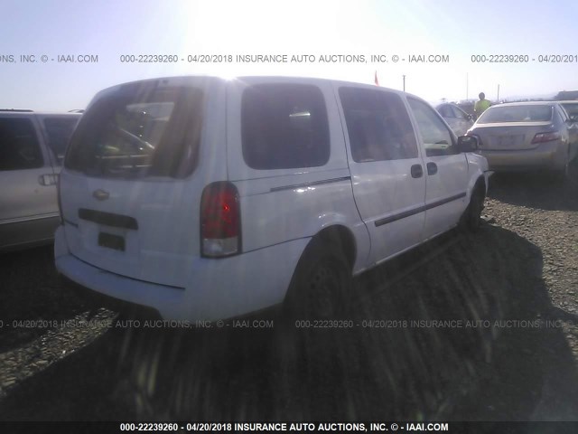 1GNDV23148D151423 - 2008 CHEVROLET UPLANDER LS WHITE photo 4